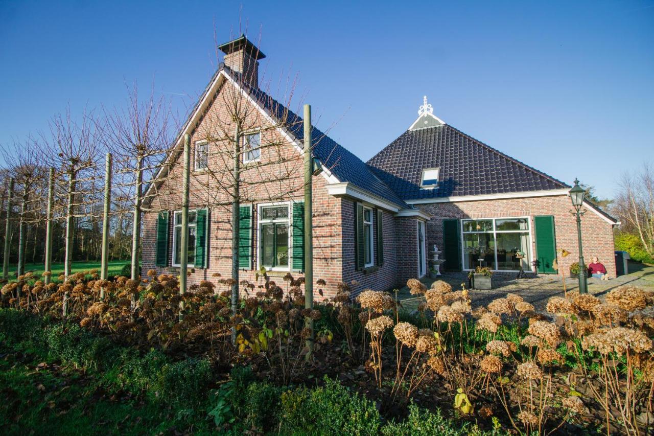 T'Hus Bed & Breakfast Katlijk エクステリア 写真