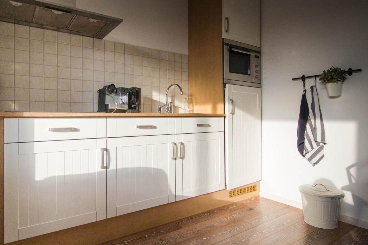 T'Hus Bed & Breakfast Katlijk エクステリア 写真